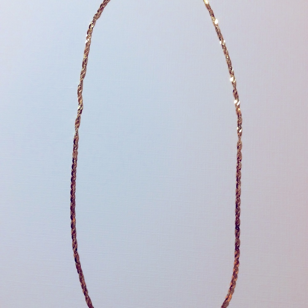 14K 22” Gold Cleo Link chain Necklace. Like New. Solid.